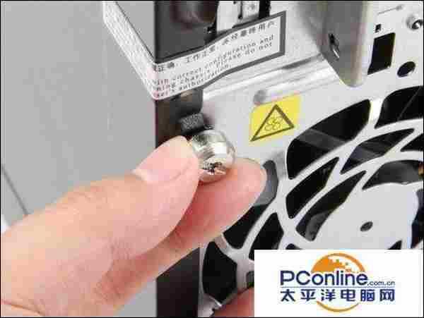 电脑主机内的灰尘怎么清理?怎么拆开?