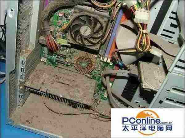 电脑主机内的灰尘怎么清理?怎么拆开?