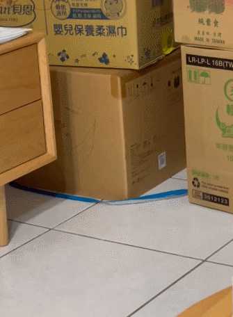 城里的姑娘真是又大又白 动图 妹子跳绳咋还掀裙子的？