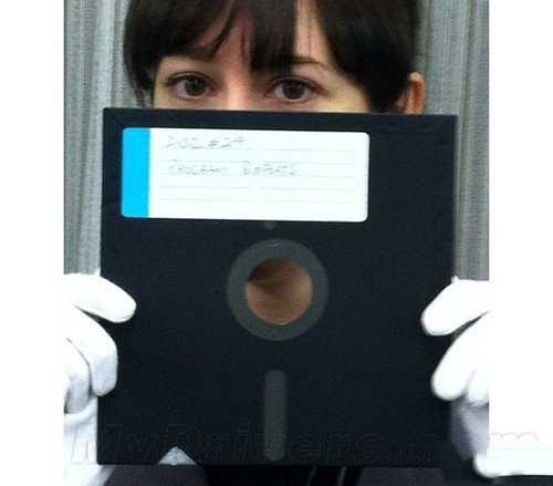 电脑外置存储进化历史回顾:从bit到GB